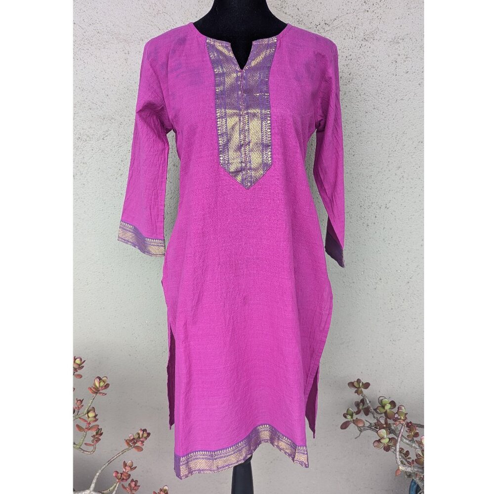💜✨Magenta/Purple Embroidered Kurta with Gold Accents – Perfectly Imperfect